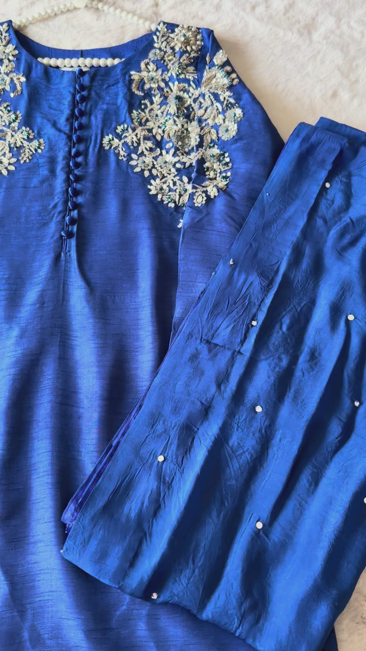 CUSTOM SERIES PARTYWEAR SUIT CSSF01