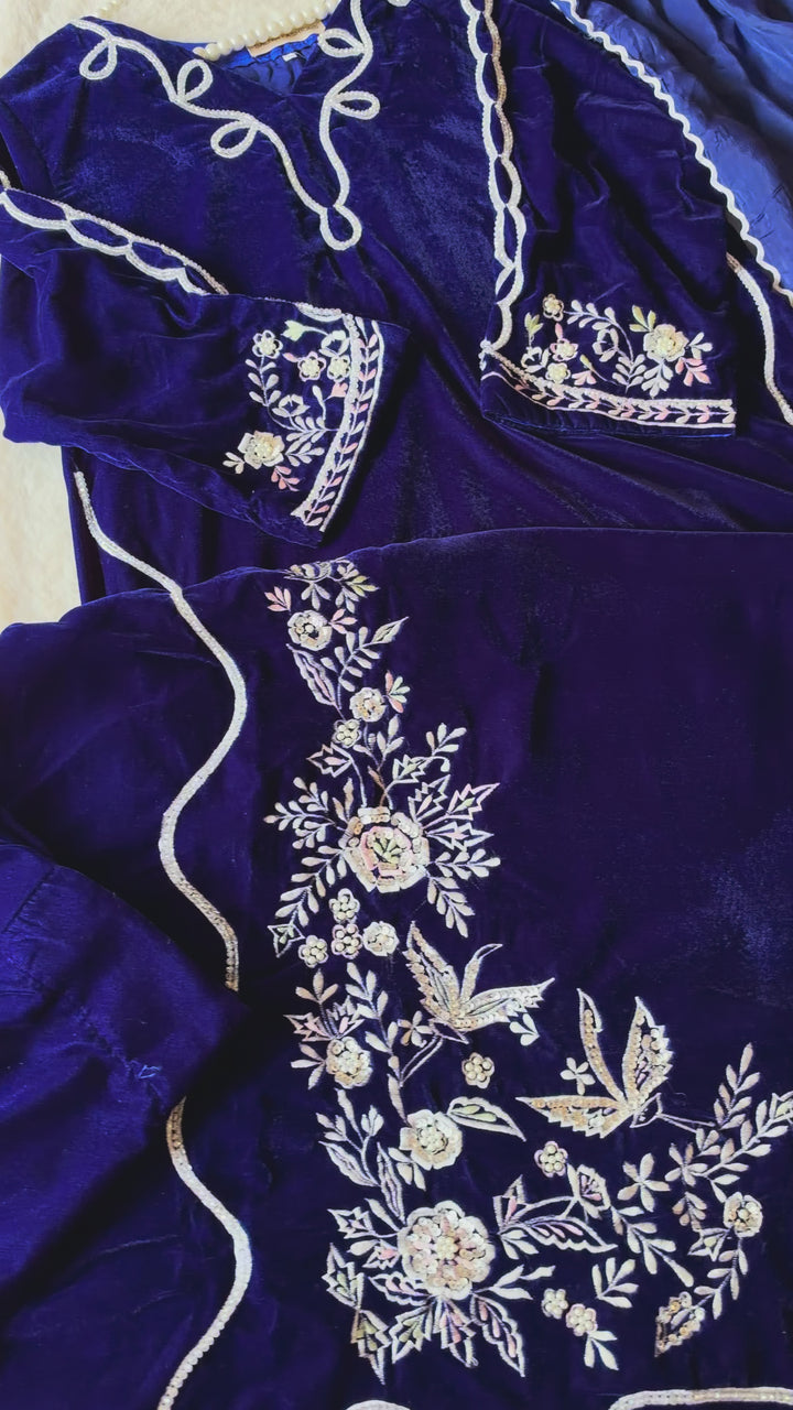 HANDWORK EMBROIDERED VELVET KAFTAN SFKF04
