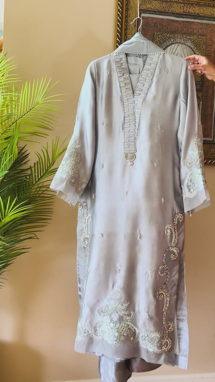 HEAVY PURE SILK CUSTOM PARTYWEAR MUSF11
