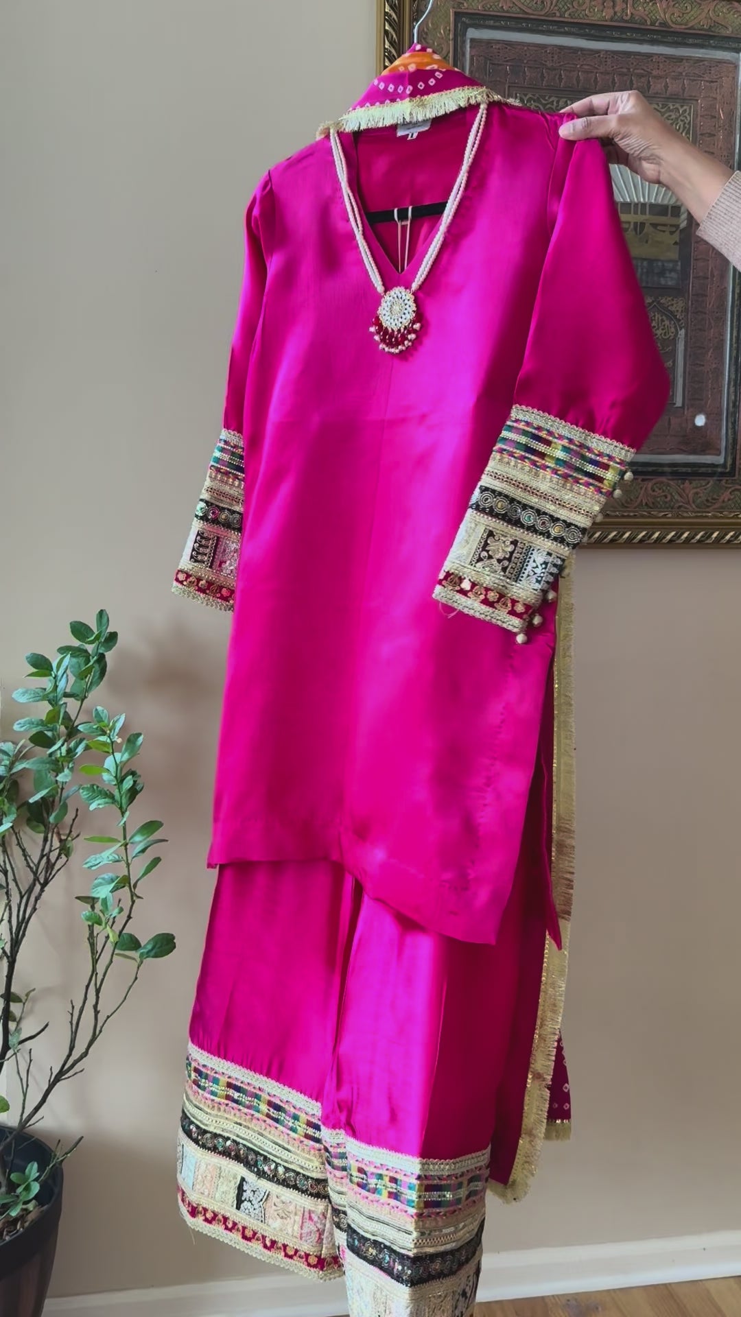 PARTYWEAR CHUNRI SUITS CHSF04