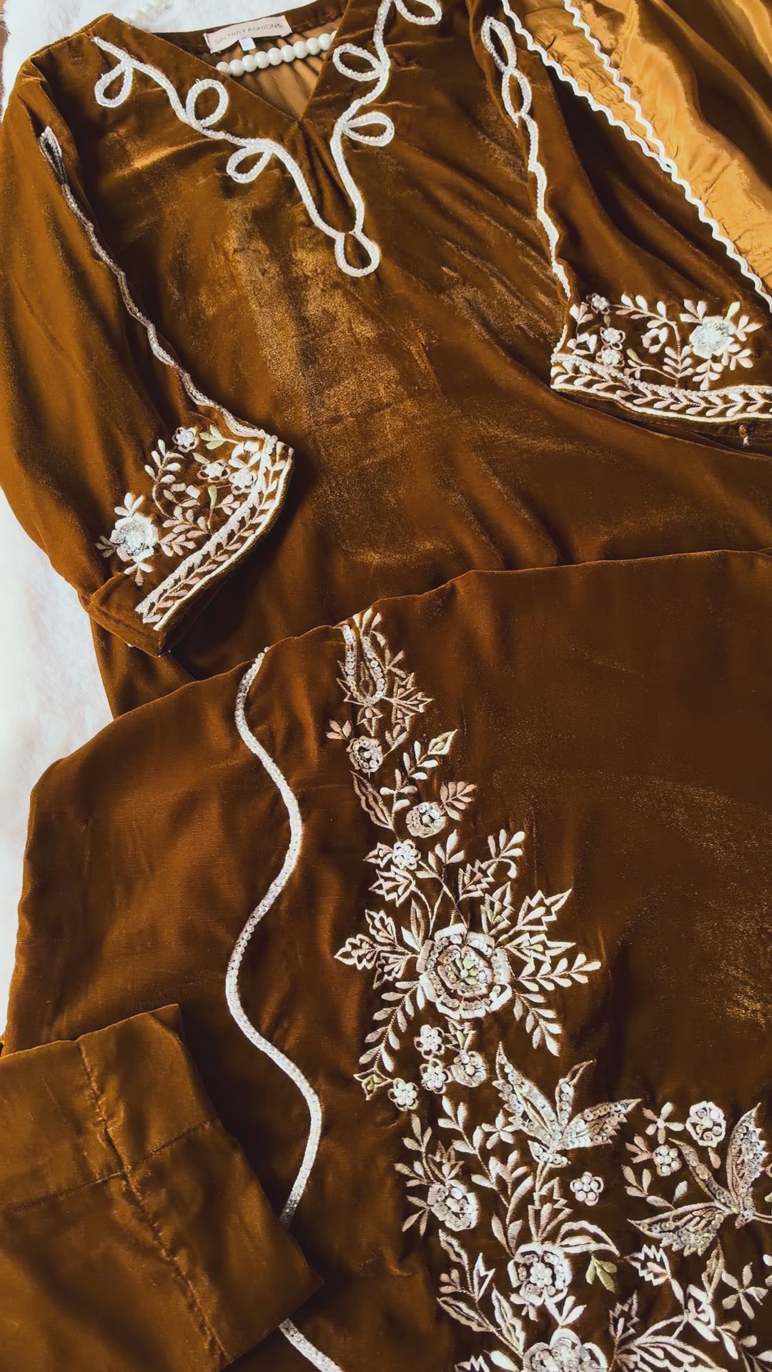 HANDWORK EMBROIDERED VELVET KAFTAN SFKF03