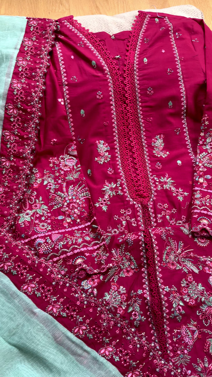 HUSSAIN REHAR LUXURY LAWN COLLECTION 2025 MAHOGANY