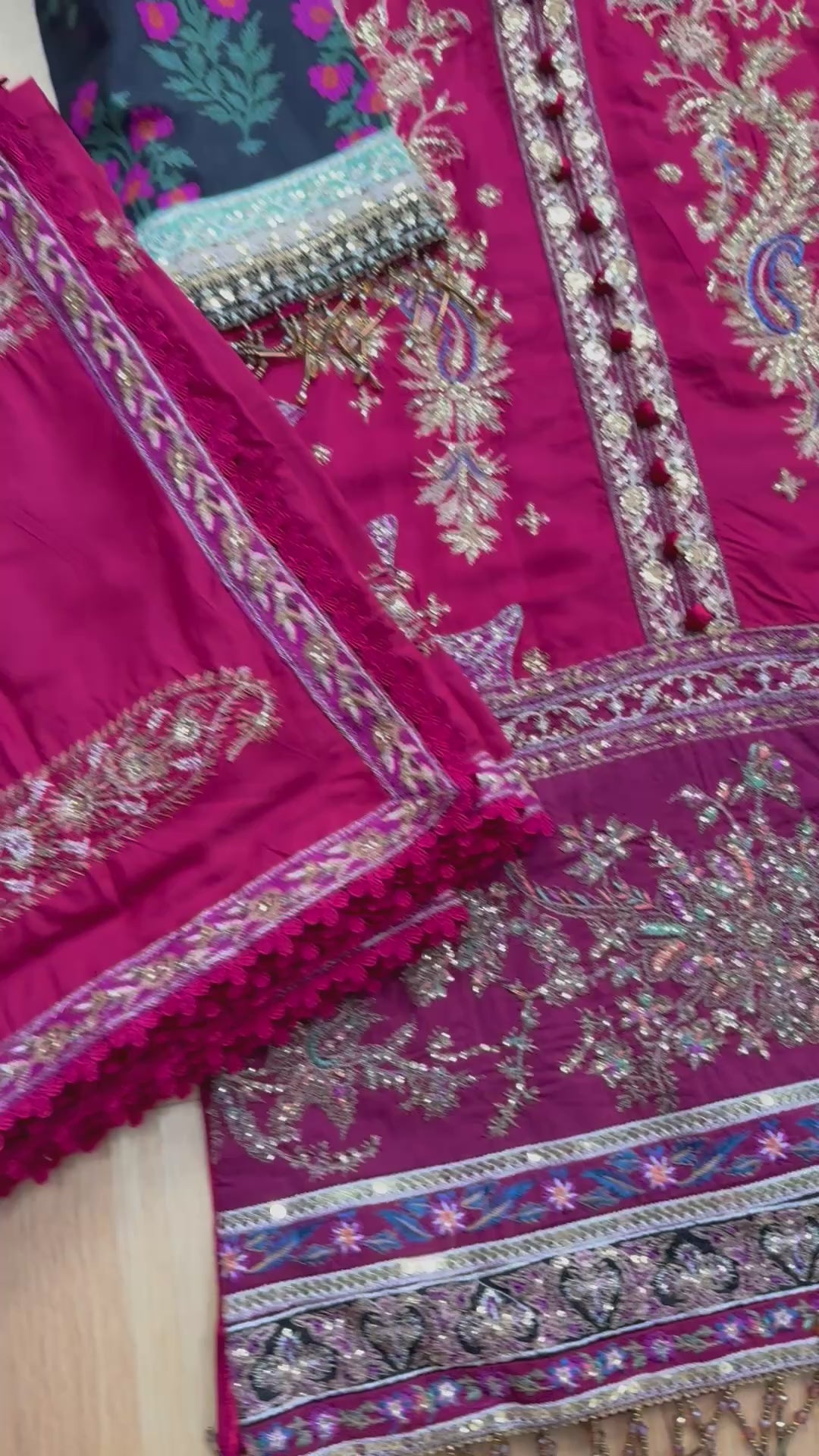 SANASAFINAZ LUXURY WINTER COLLECTION SSF16