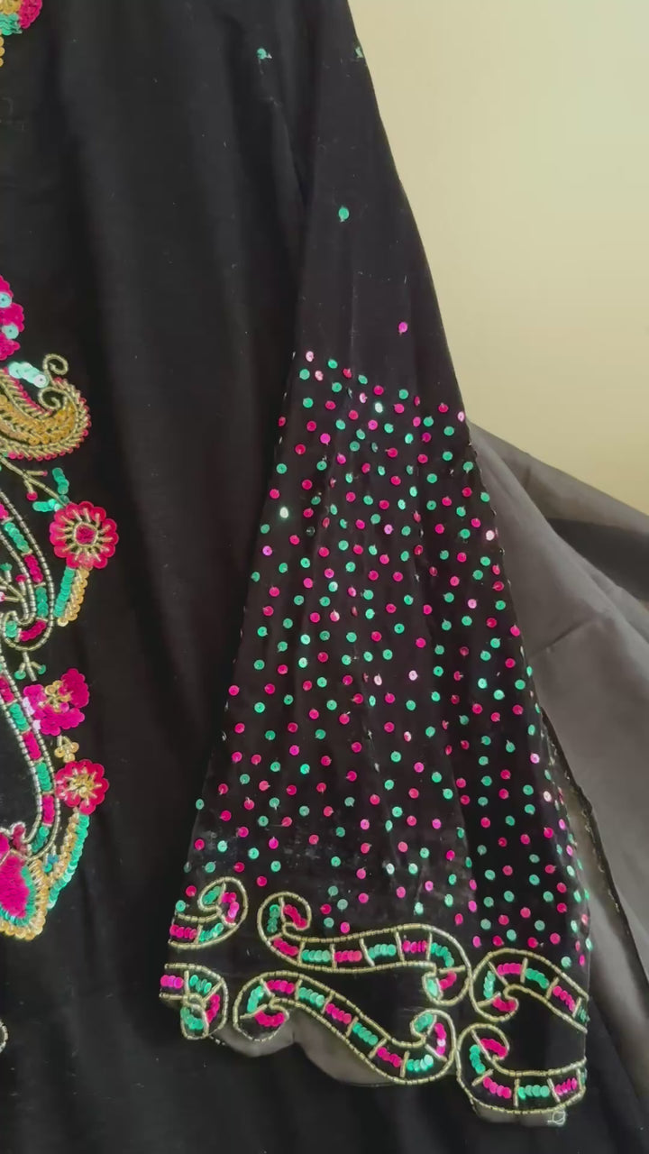 HANDWORK EMBROIDERED VELVET KAFTAN SFKF01