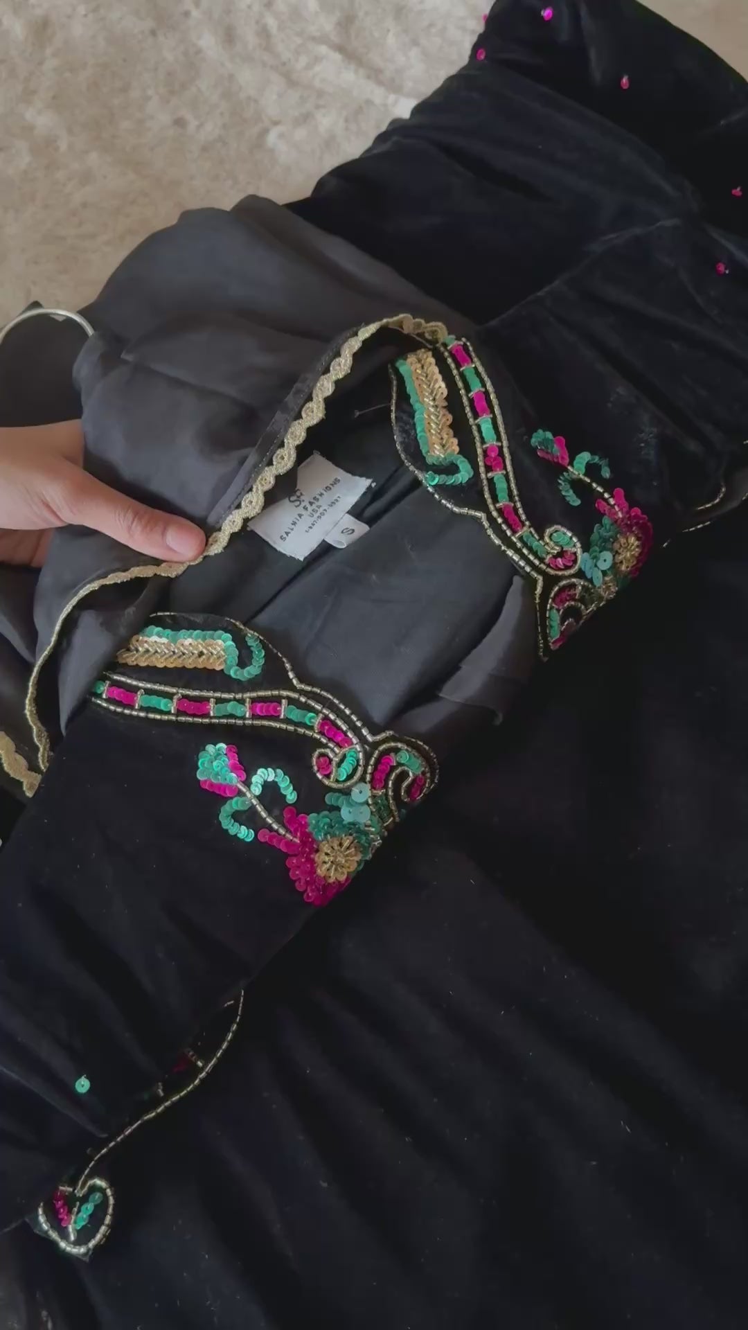 HANDWORK EMBROIDERED VELVET KAFTAN SFKF01