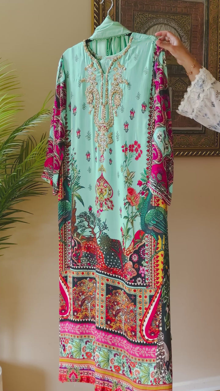 HANDWORK PURE CREPE SILK KAFTAN SET SFKF46