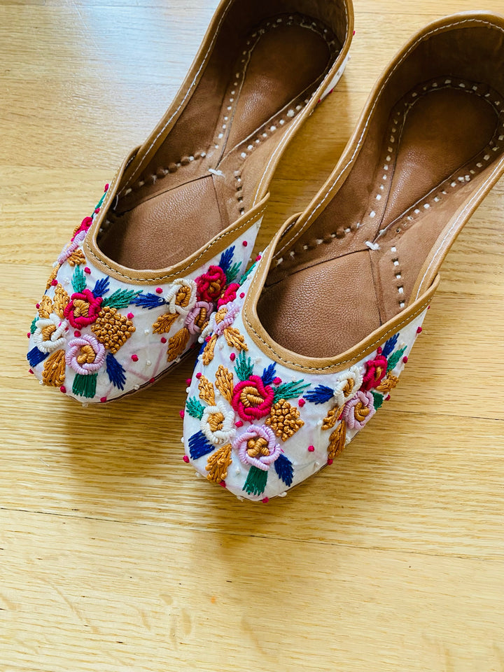 ENCHANTED FLORAL
